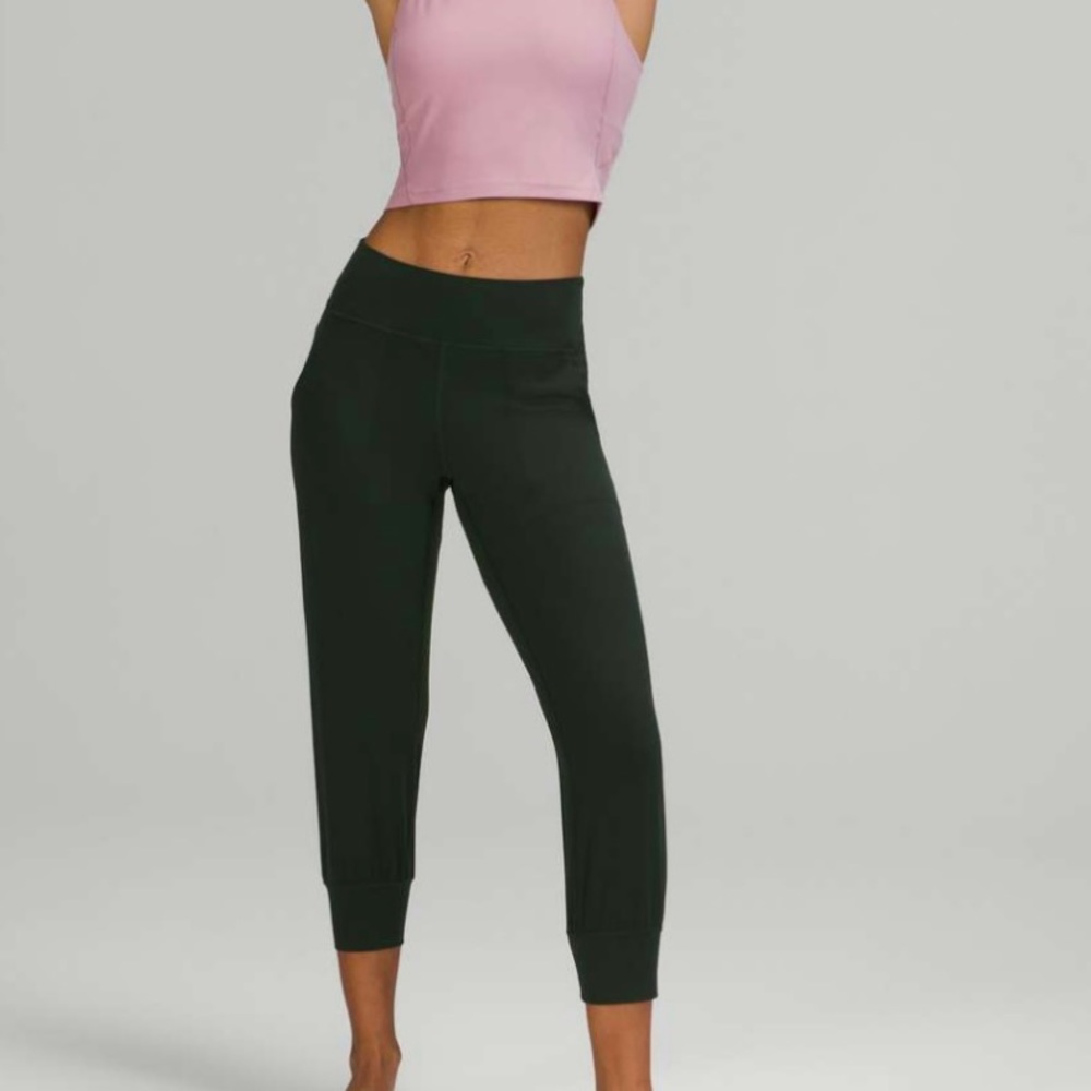 NWOT LULULEMON ALIGN JOGGERS